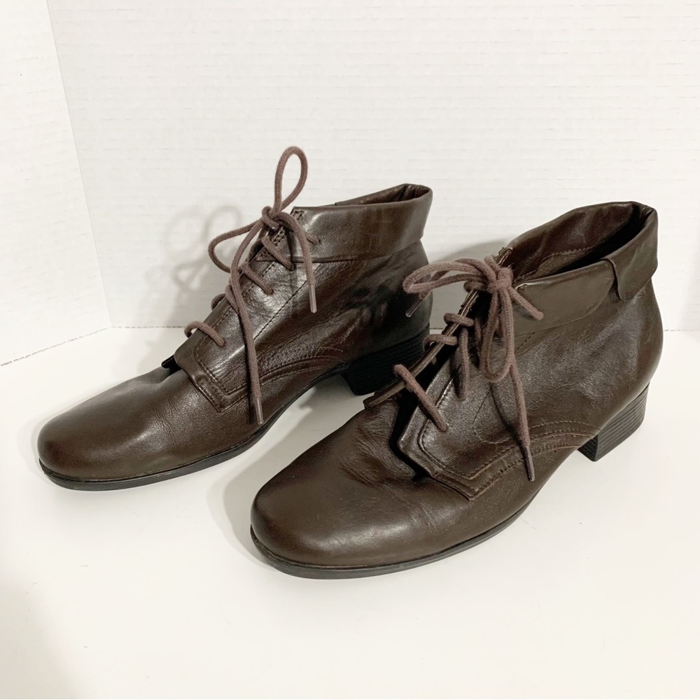 Vintage St. John’s Bay Kelly III Leather Lace Up Cuffed Ankle Boots Granny Boots
